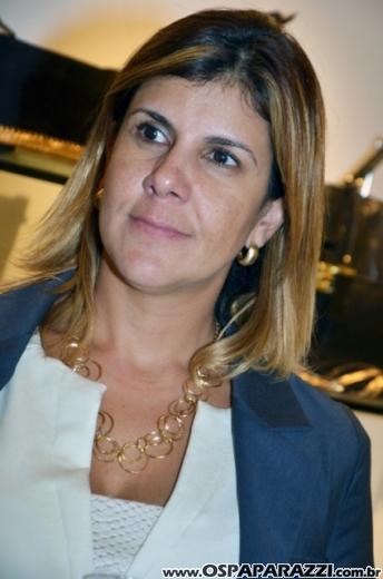 Arezzo lança nova coleção 2013 no Center Vale Shopping