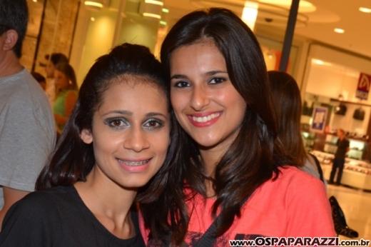 Arezzo lança nova coleção 2013 no Center Vale Shopping