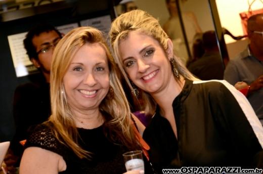 Arezzo lança nova coleção 2013 no Center Vale Shopping