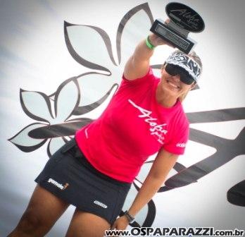 Fabiana Ferreira participa da Aloha Spirit em Ilhabela