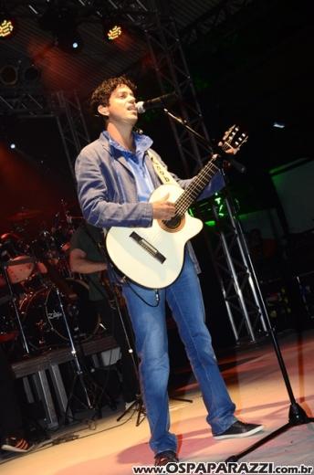 Jorge Vercillo faz show na Cenário a Casa Show em Jacareí