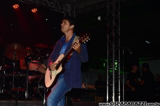 Jorge Vercillo faz show na Cenário a Casa Show em Jacareí