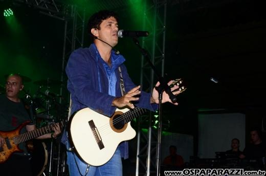 Jorge Vercillo faz show na Cenário a Casa Show em Jacareí