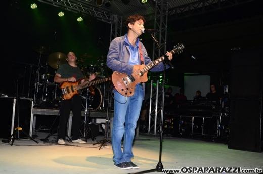 Jorge Vercillo faz show na Cenário a Casa Show em Jacareí