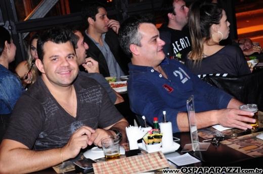 3 Testosterona está nas terças com humor de Stand Up Comedy