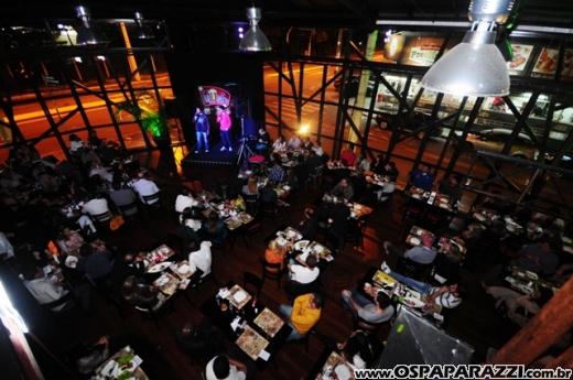 3 Testosterona está nas terças com humor de Stand Up Comedy