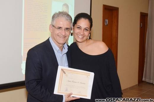 Cerimonialista Roberto Cohen ministra workshop, em São José