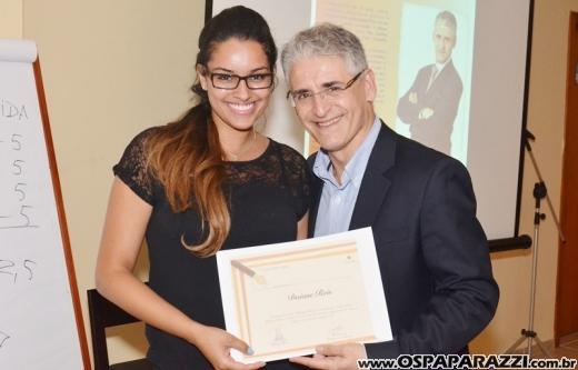 Cerimonialista Roberto Cohen ministra workshop, em São José