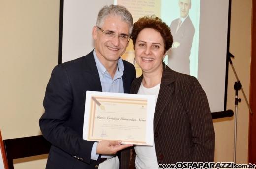 Cerimonialista Roberto Cohen ministra workshop, em São José