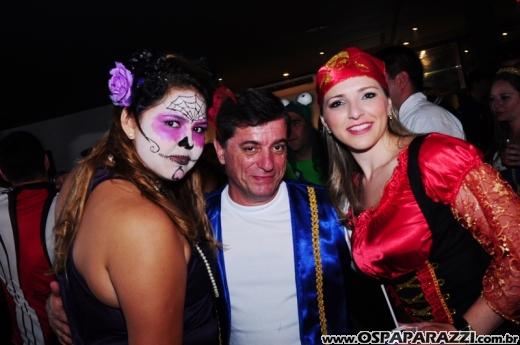 O Funil comemora sete anos com Festa Fantasia