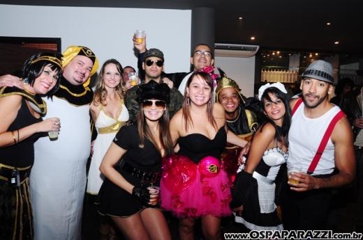O Funil comemora sete anos com Festa Fantasia