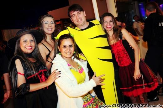O Funil comemora sete anos com Festa Fantasia