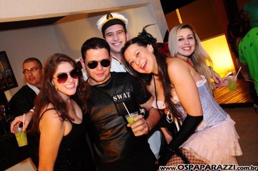 O Funil comemora sete anos com Festa Fantasia
