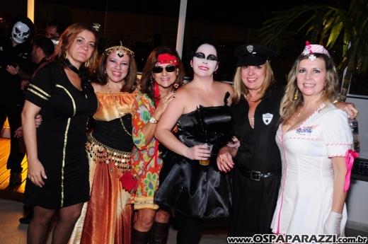 O Funil comemora sete anos com Festa Fantasia