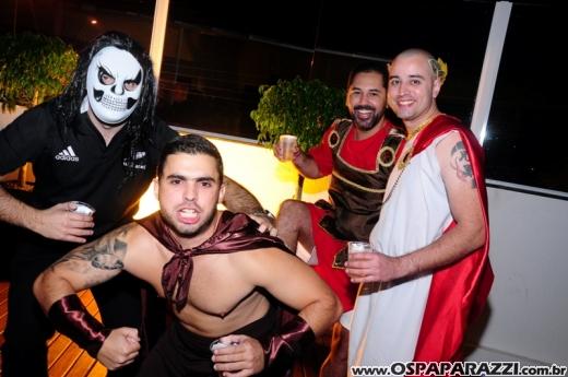 O Funil comemora sete anos com Festa Fantasia