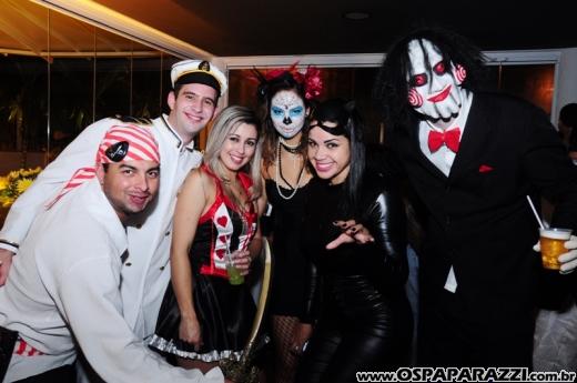 O Funil comemora sete anos com Festa Fantasia