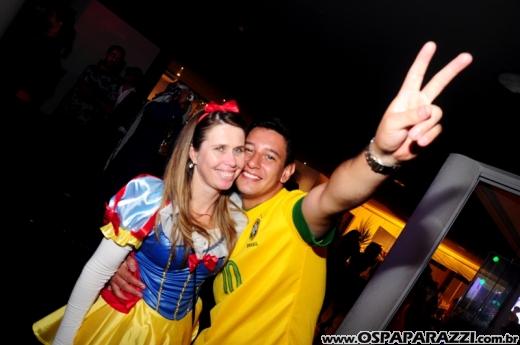 O Funil comemora sete anos com Festa Fantasia