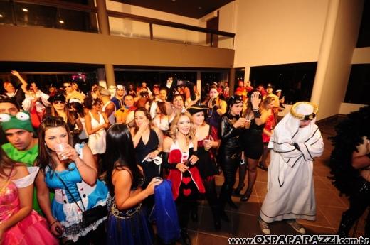 O Funil comemora sete anos com Festa Fantasia