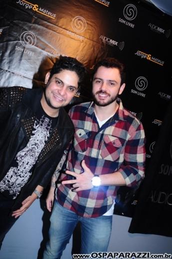 Jorge e Matheus faz mega show em São José dos Campos