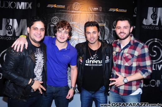 Jorge e Matheus faz mega show em São José dos Campos