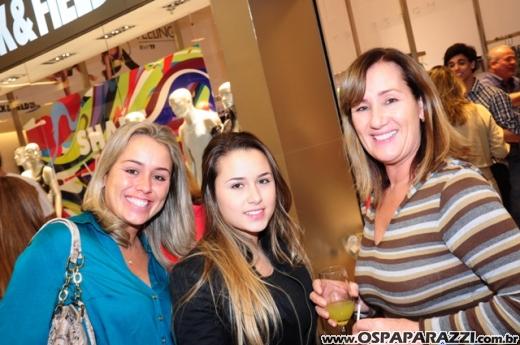 Fernanda Cardoso mostra coleção inverno da Track e Field