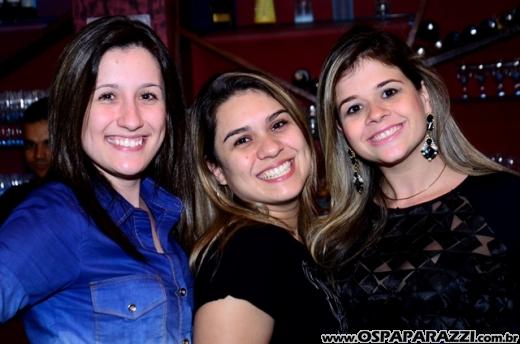 Nany People está nas terças com humor de Stand Up Comedy