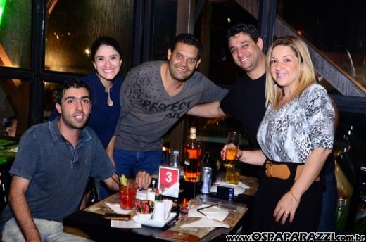 Nany People está nas terças com humor de Stand Up Comedy