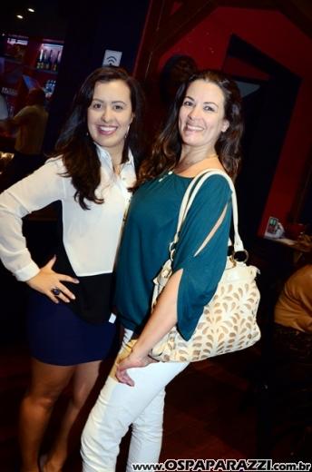 Nany People está nas terças com humor de Stand Up Comedy