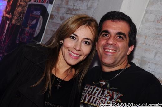 Banda Gestalt agita festa temática de Rock in Pátio