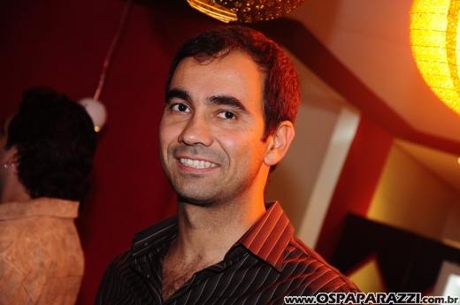 Celebridades do Vale prestigiam reinauguração do Exotiko