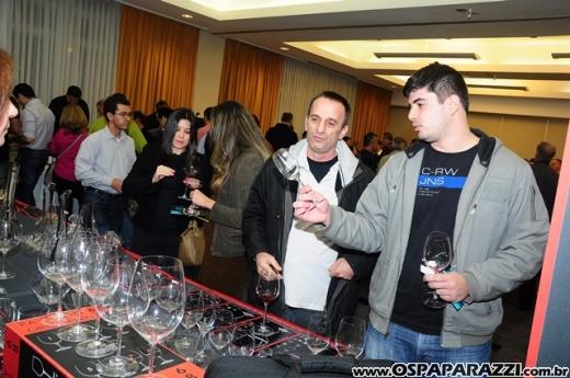 Mistral recebe clientes e convidados em São José dos Campos