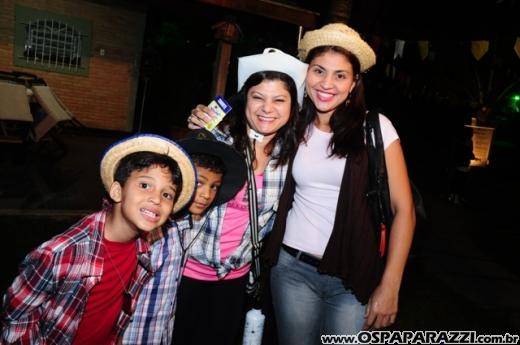 Curves - Academia para Mulheres promove Festa Junina