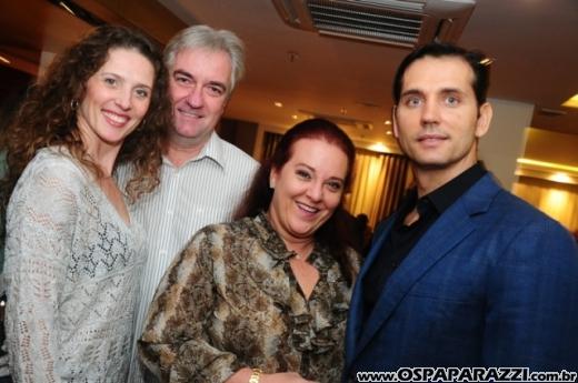 Le Palmier Restaurant inaugura no Vila Ema