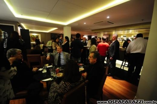 Le Palmier Restaurant inaugura no Vila Ema