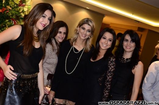 Le Palmier Restaurant inaugura no Vila Ema