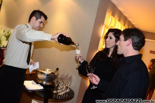 Le Palmier Restaurant inaugura no Vila Ema