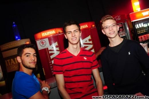 Anexo é palco de balada teen nestas férias de julho