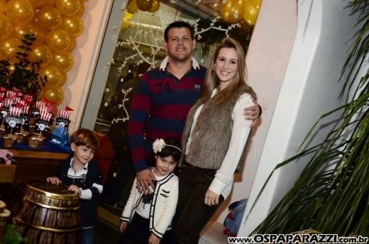O pirata Rafael Benozzati comemora 6 aninhos no Catavento