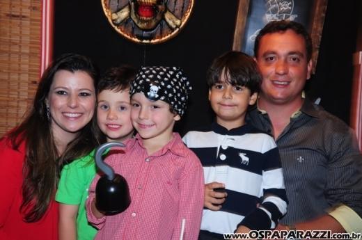 O pirata Rafael Benozzati comemora 6 aninhos no Catavento