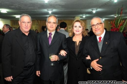 Centenário da Vermelhinha homenageia 23 pessoas em festa