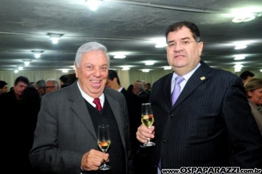 Centenário da Vermelhinha homenageia 23 pessoas em festa