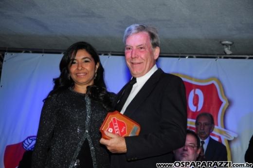 Centenário da Vermelhinha homenageia 23 pessoas em festa
