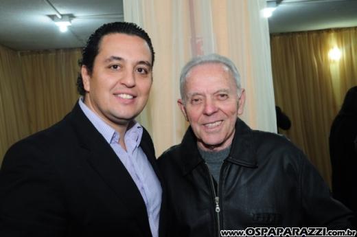 Centenário da Vermelhinha homenageia 23 pessoas em festa