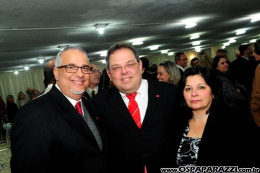 Centenário da Vermelhinha homenageia 23 pessoas em festa