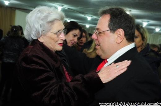 Centenário da Vermelhinha homenageia 23 pessoas em festa