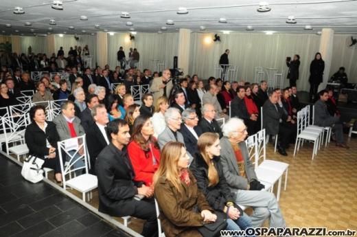 Centenário da Vermelhinha homenageia 23 pessoas em festa