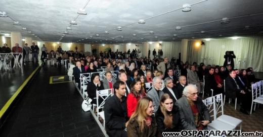Centenário da Vermelhinha homenageia 23 pessoas em festa