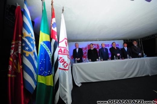 Centenário da Vermelhinha homenageia 23 pessoas em festa