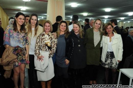 Centenário da Vermelhinha homenageia 23 pessoas em festa