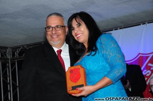 Centenário da Vermelhinha homenageia 23 pessoas em festa
